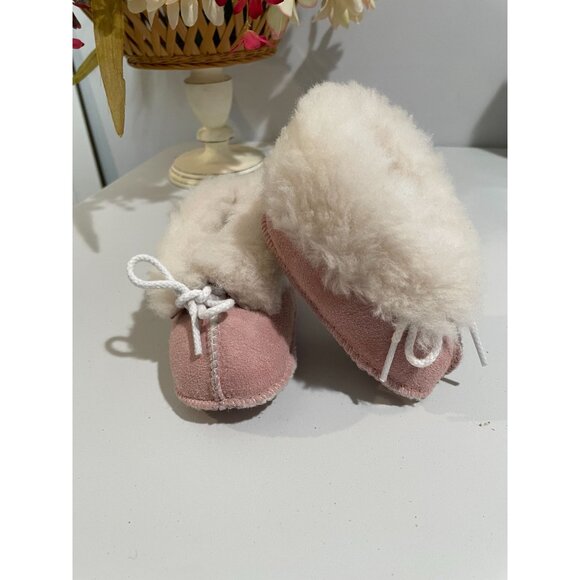 Minnetonka Baby Moccasin Booties Size 1 Pink & White Leather & Wool - Picture 4 of 9